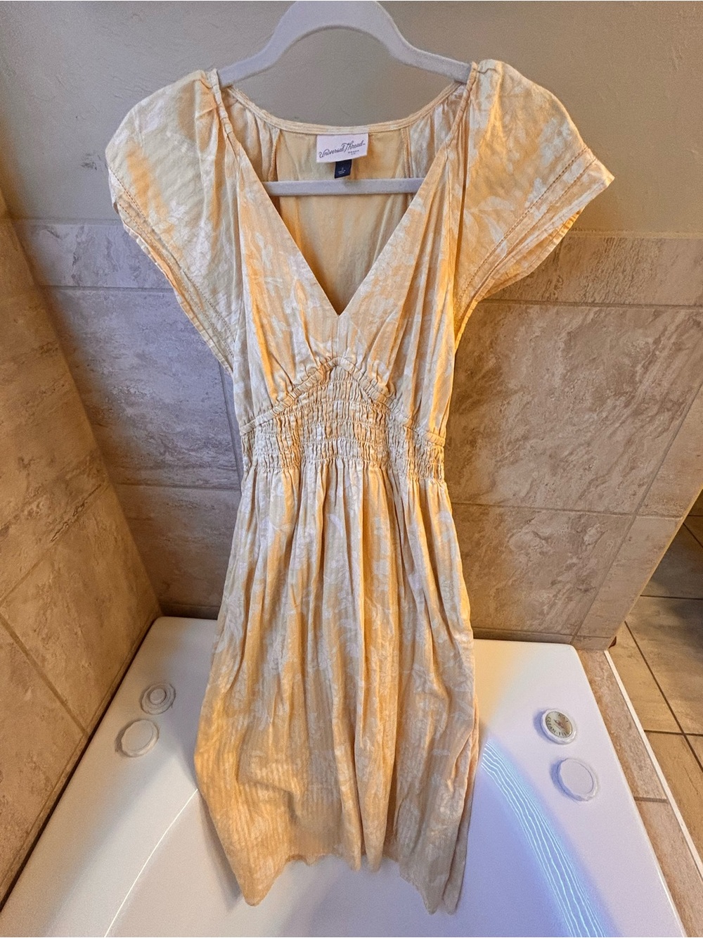 Universal Thread Pale Yellow V-Neck Smocked Waist Maxi Dress
